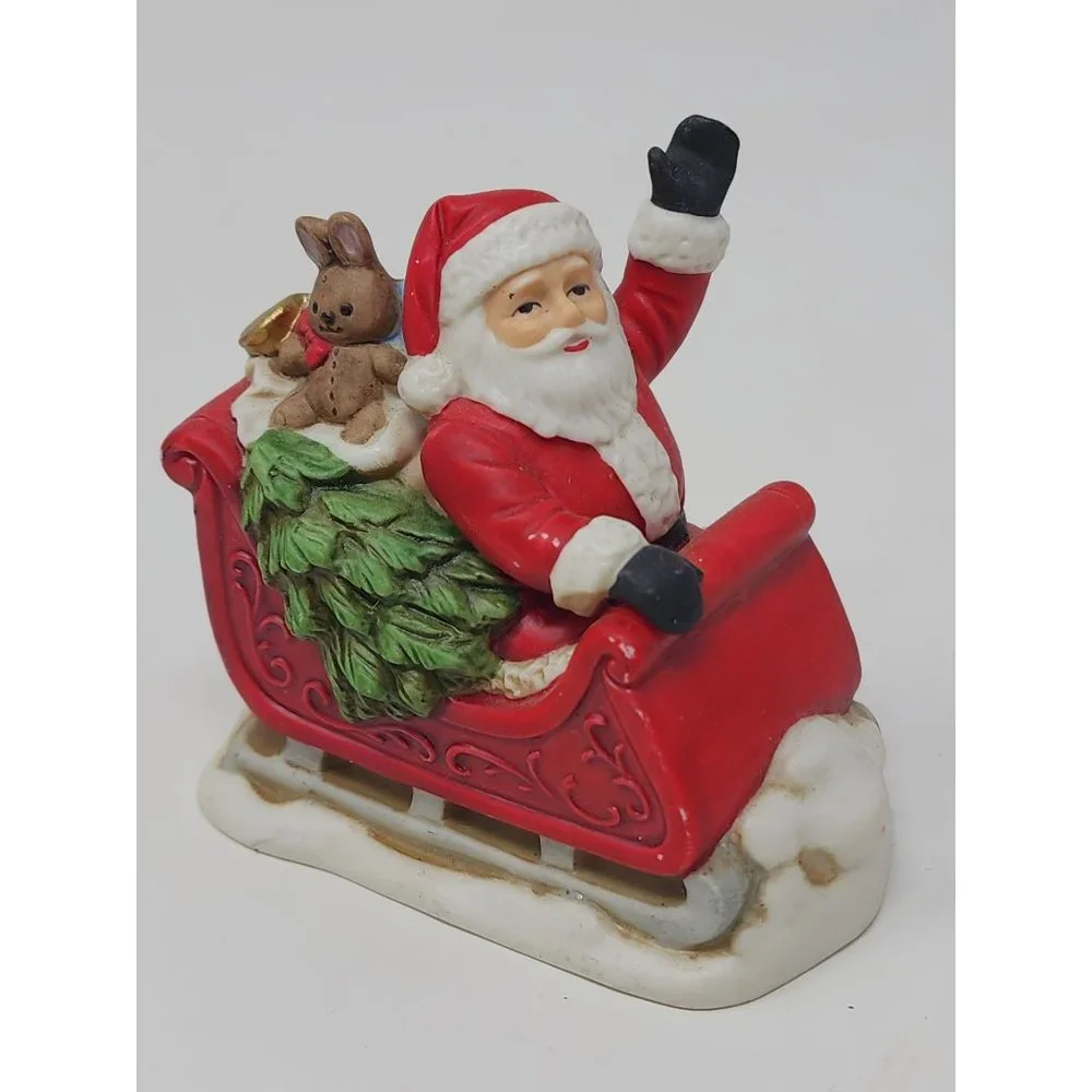 Set Of 5 Homco Christmas Figurines 2‎ Santas 2 Bears 1 Pine Tree